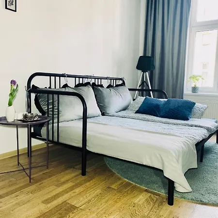 Angel Taczaka Apartament