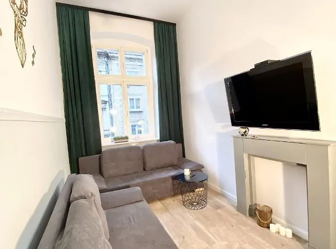 Angel Taczaka 公寓